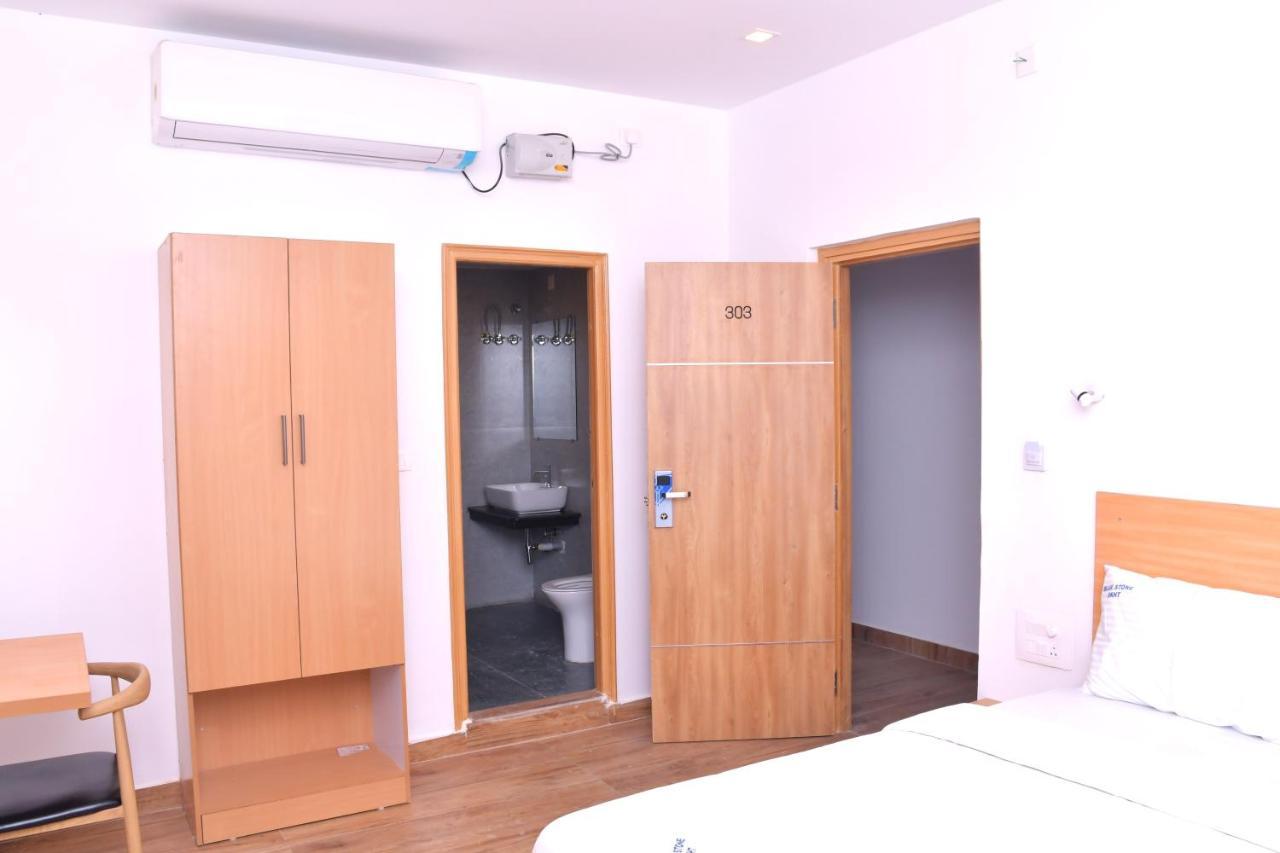Hotel Bluestone シュリーカーラハスティ エクステリア 写真