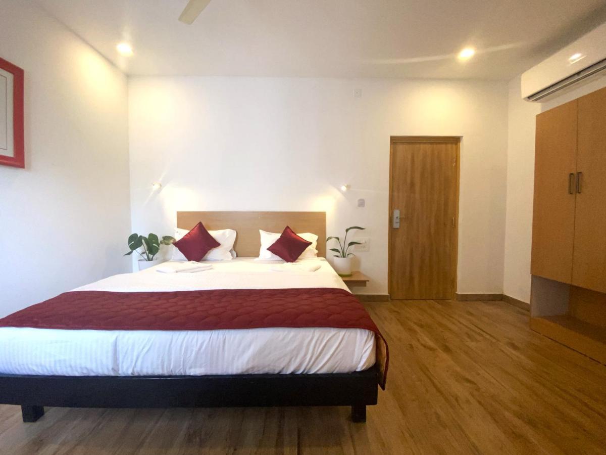 Hotel Bluestone シュリーカーラハスティ エクステリア 写真